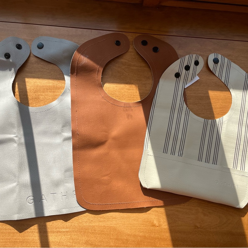 Three Gathre Bibs